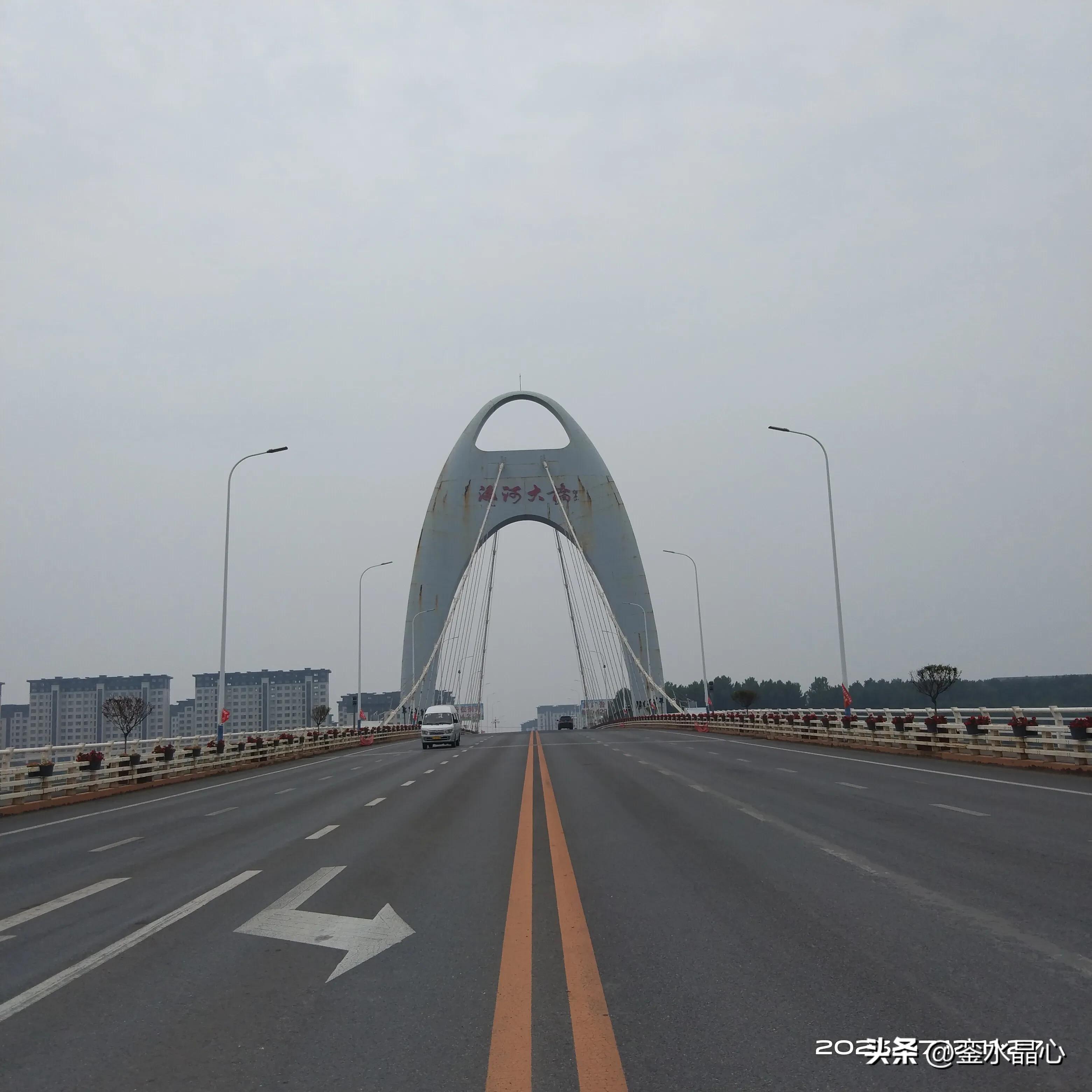 兴城红海滩值得去吗,兴城红海滩十月一日去红吗