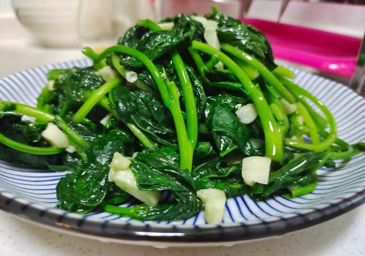 补钙第一名的菜芥蓝,营养专家推荐的7种绿叶蔬菜