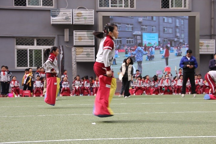 金润小学运动会一年四班入场式,西马金润小学运动会