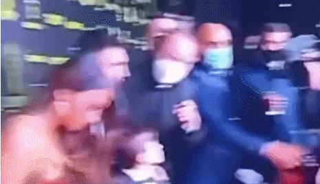 两大球王讨论梅西,两大球王聊梅西