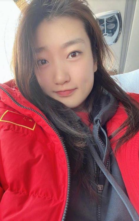 李梦与张隆被曝已领证,球员李梦被曝照片