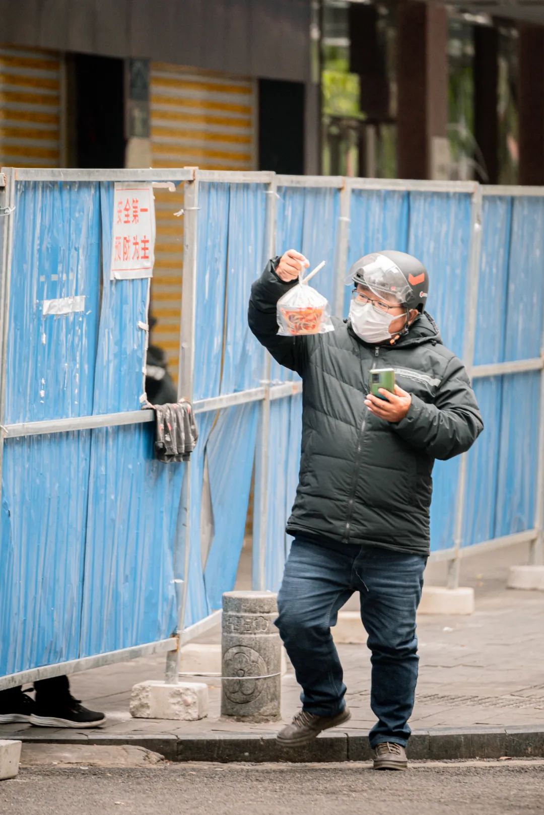 最惨的餐饮业现状,全国餐饮业倒闭数量和开店数量