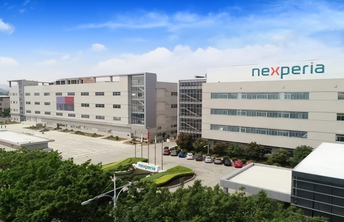 头部品牌转型,头部企业深度布局