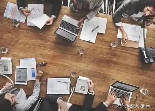 职场中如何处理与同事的关系,职场上与同事有矛盾