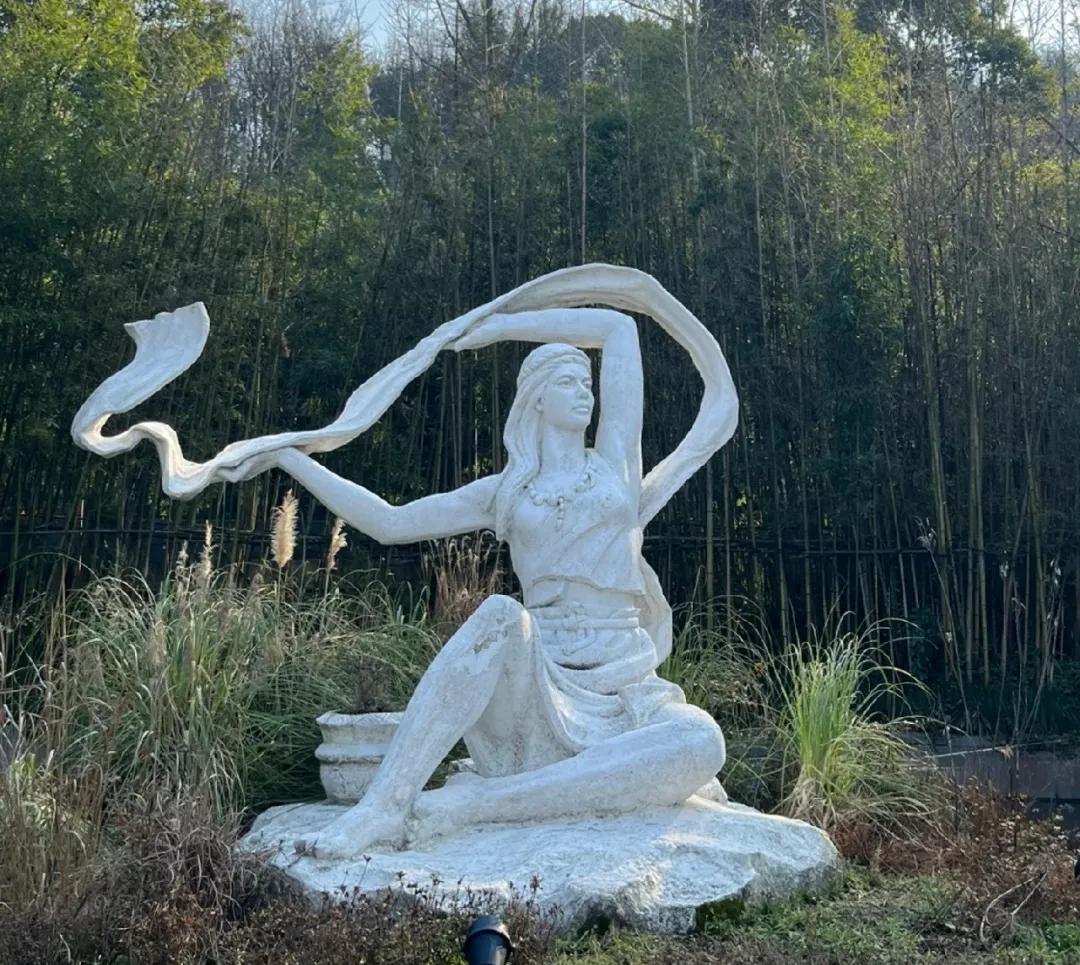 中国丝绸博物馆和中国之江博物馆,博物馆中国的服装