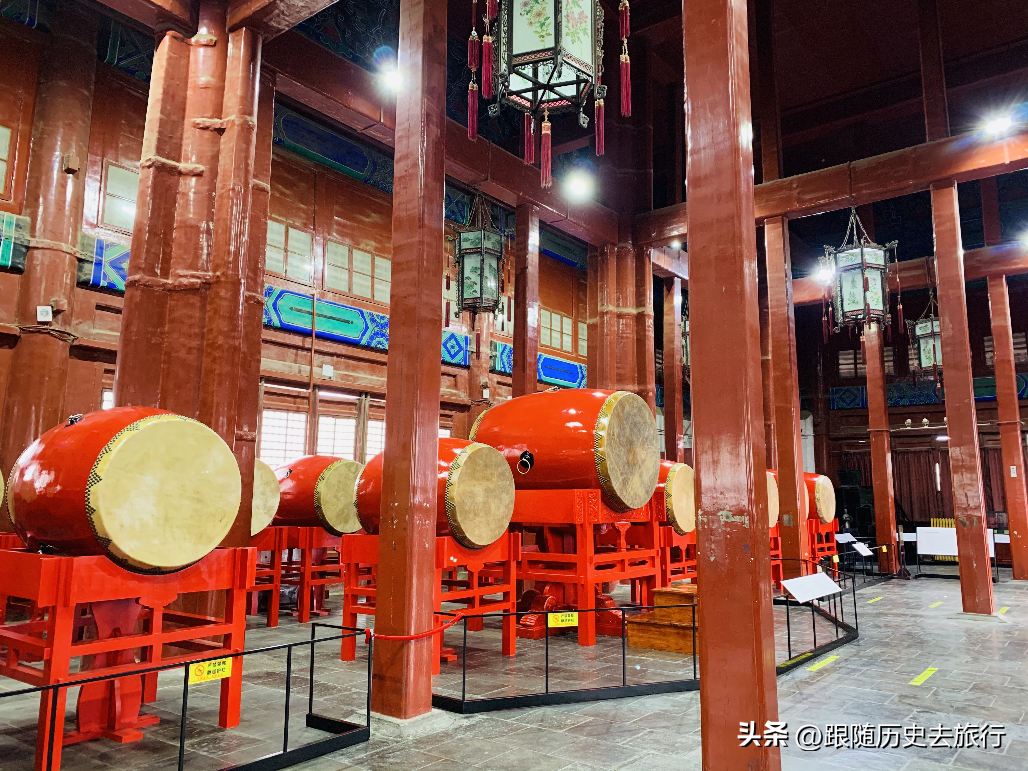 探秘北京中轴线上的钟鼓楼!独特设计雄伟壮观,正在申请世界遗产