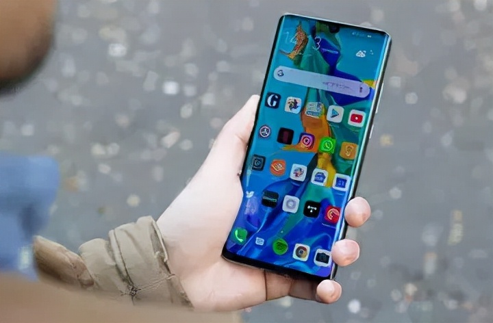 直面屏和曲面屏手机优缺点,为什么现在的手机都是曲面屏