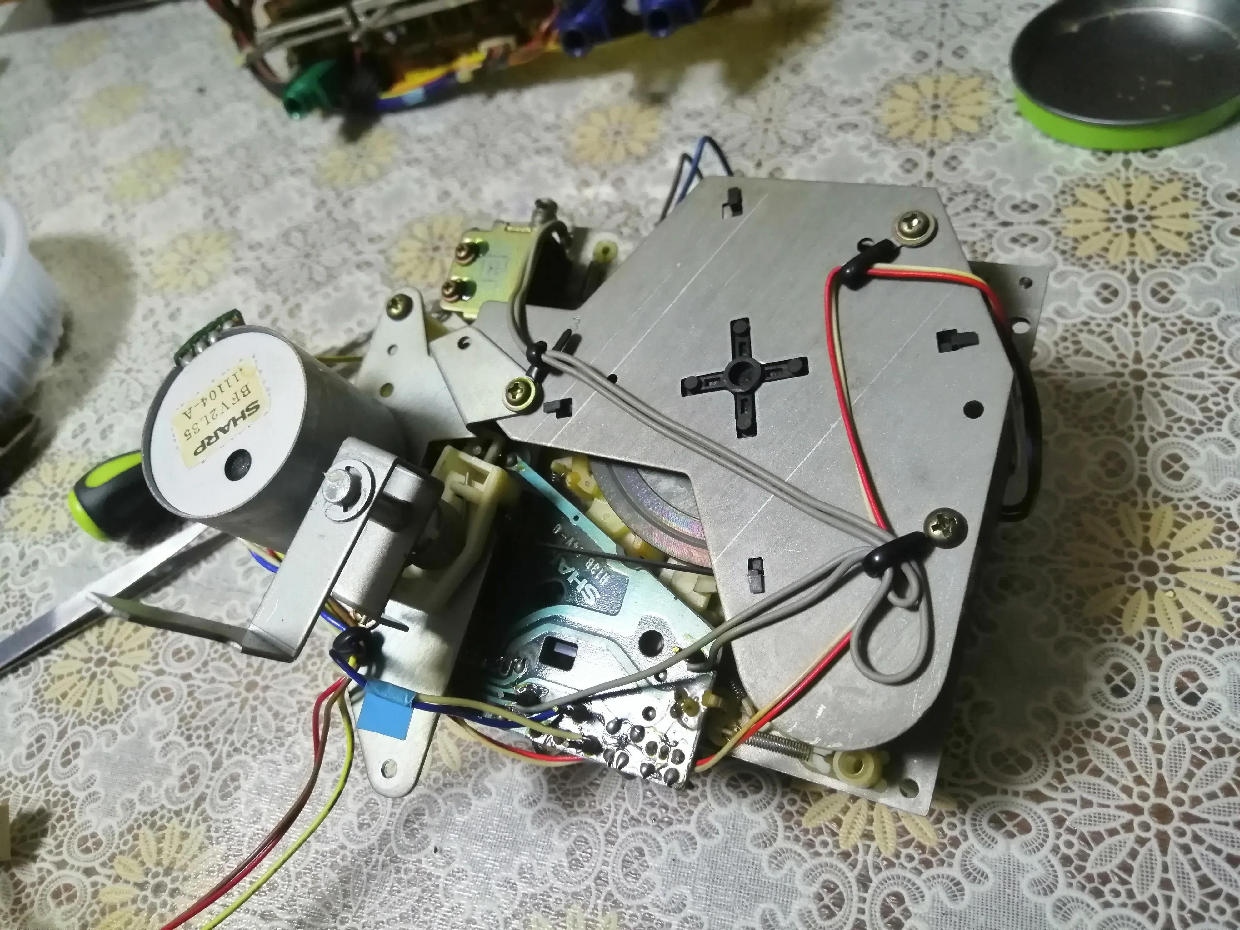 日本本土收录机夏普GF-535维修