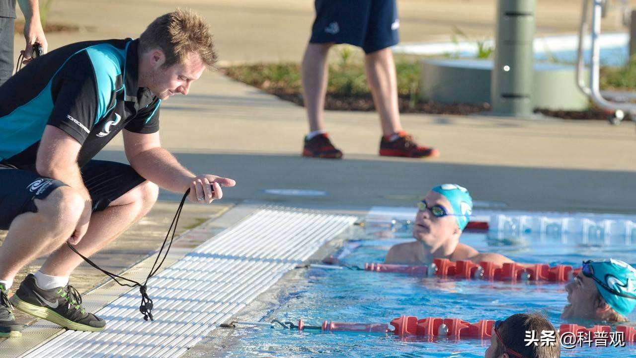 国足0-2不敌阿曼双方首发,国足为什么不能输给越南