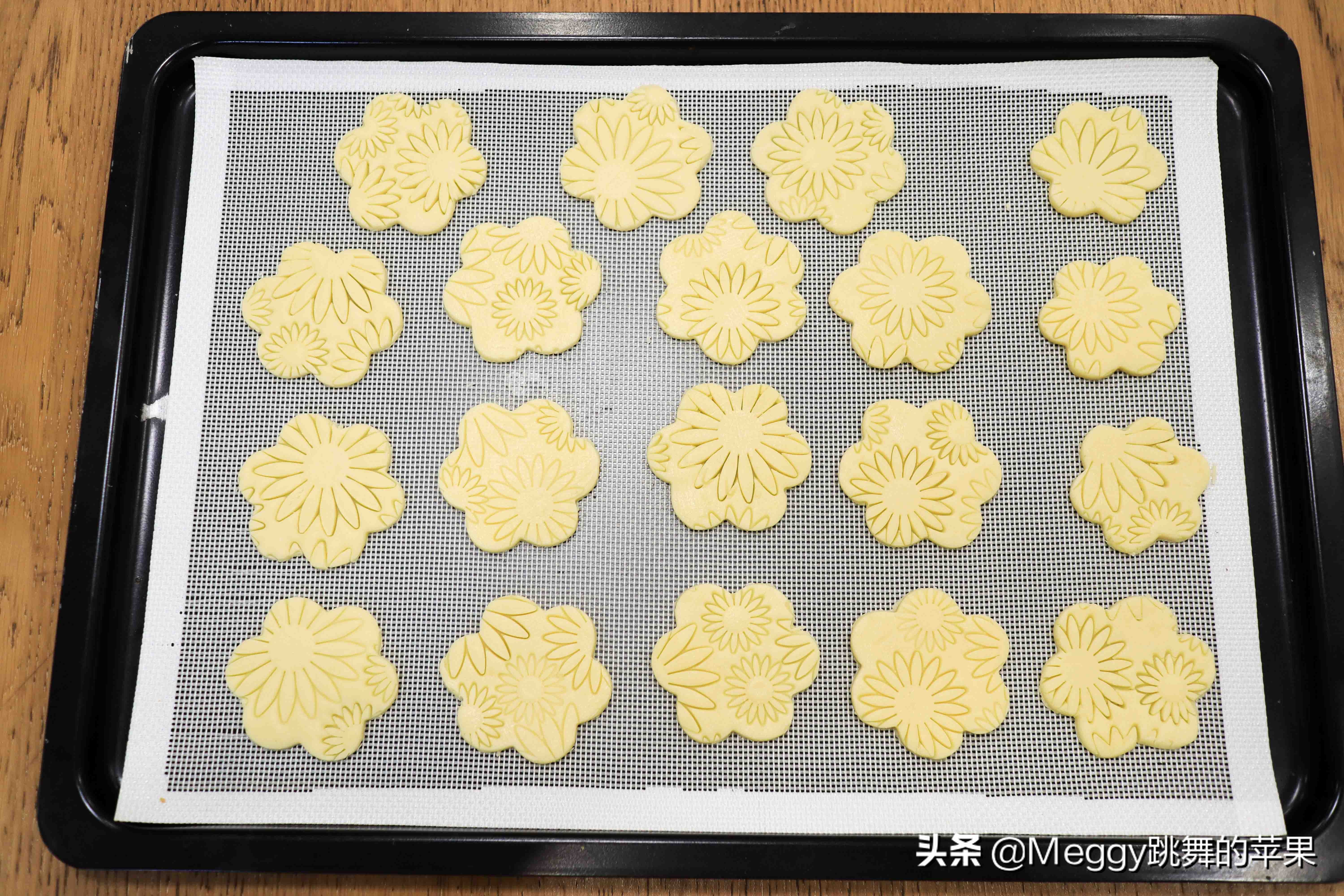 饼干不用模具怎么做才好看,这款又薄又脆的饼干超好吃