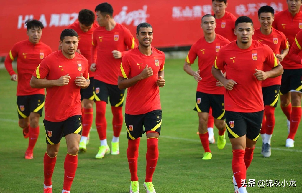 中国男足训练直播录像,男足足球训练有所改变