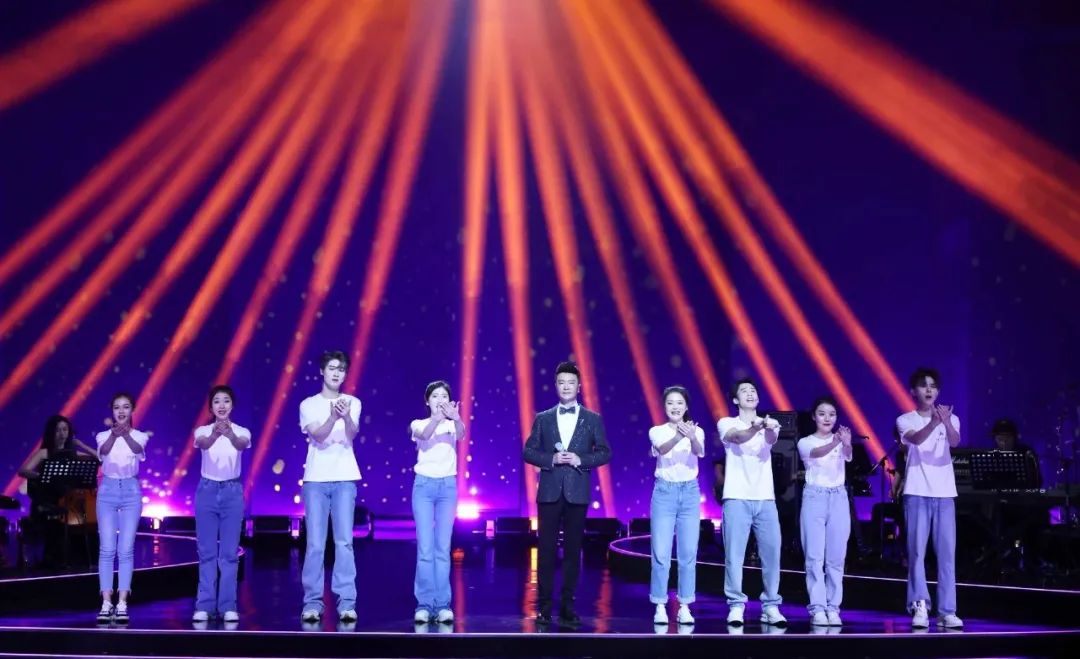 汤非歌乡愁,汤非爱上一座城