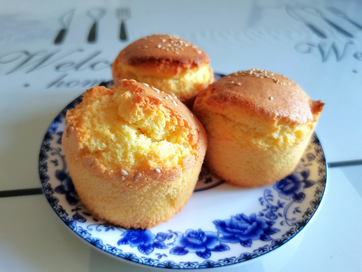 普通鸡蛋面粉做的老式无水蛋糕,老奶油蛋糕无面粉