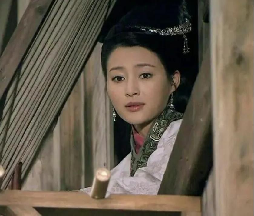 潘金莲王思懿最美视频,为什么王思懿版潘金莲最经典