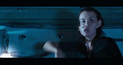 深海电影细思极恐细节,潜入海底一万米深海恐惧症