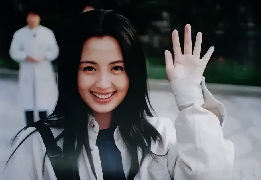 改行当主持人的女演员,央视女主持人转型影视演员都有谁