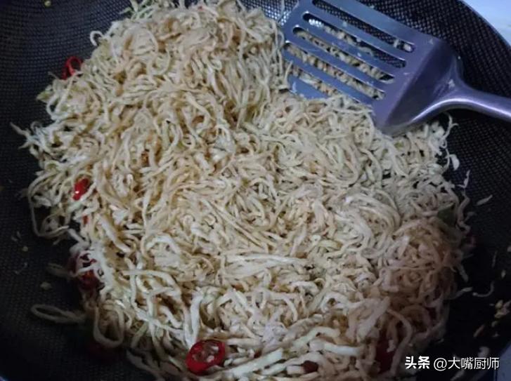 萝卜做馅料用不用煸炒一下,萝卜馅怎么焯水