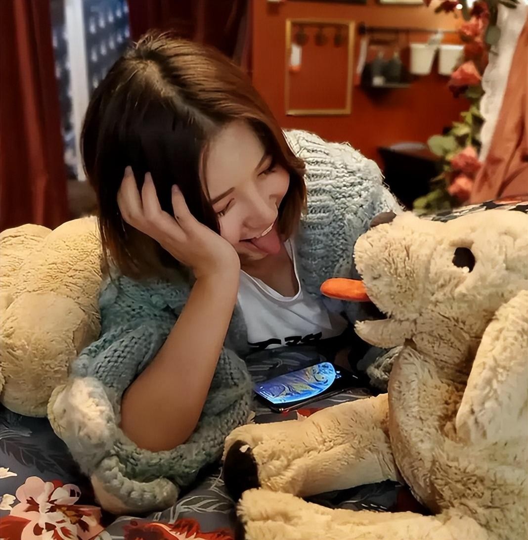 失联女翼装飞行员死亡还原,翼装飞行200多次女孩去世