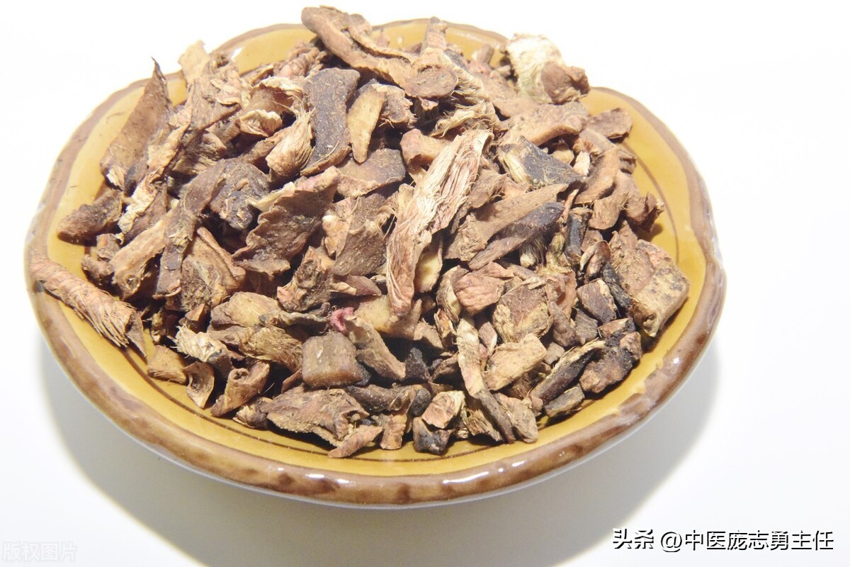 中医调理肾炎伴高血压症，应祛邪利水或扶正平肝化瘀，方可解