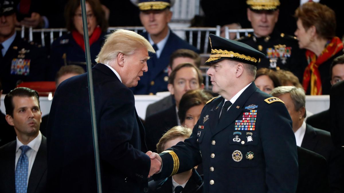 中方反制美国军工,罕见中美两军机交锋