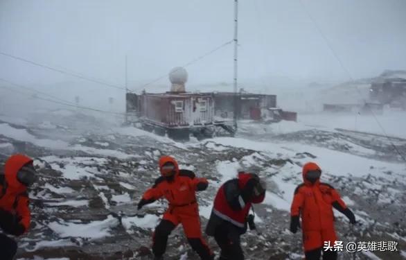 南极为什么比北极冷的原因,为什么地球南极北极一样寒冷