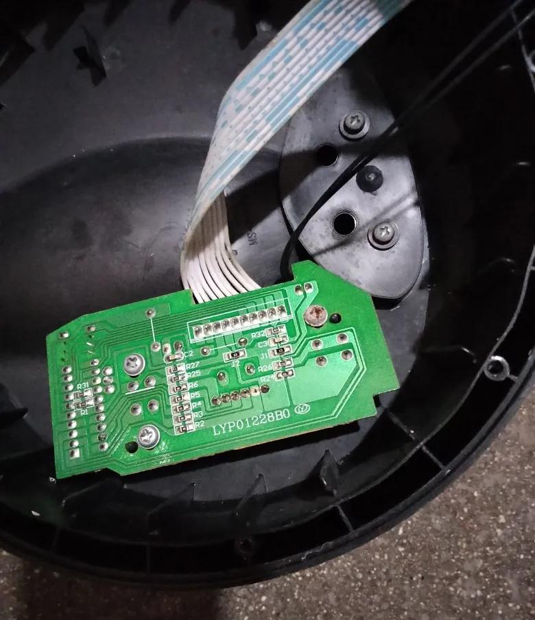 美的豆浆机电路板在哪个位置,美的豆浆机电路图