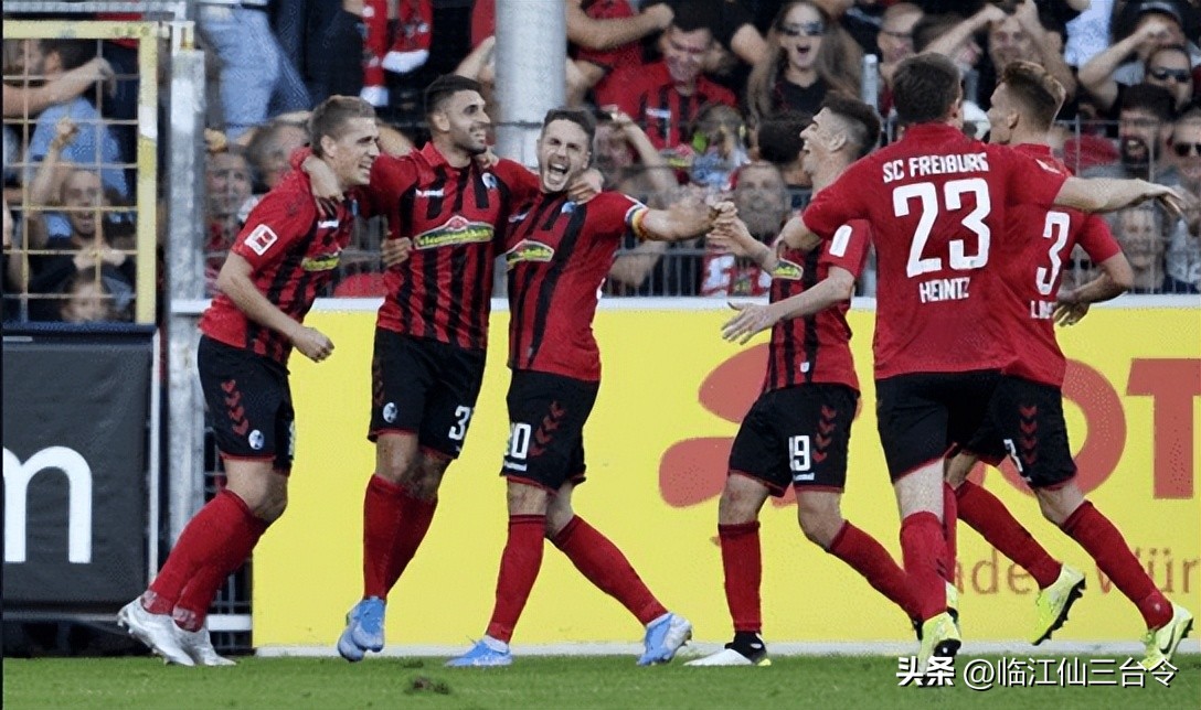 一客场和二客场球衣有什么区别,22-23巴萨第三客场球衣