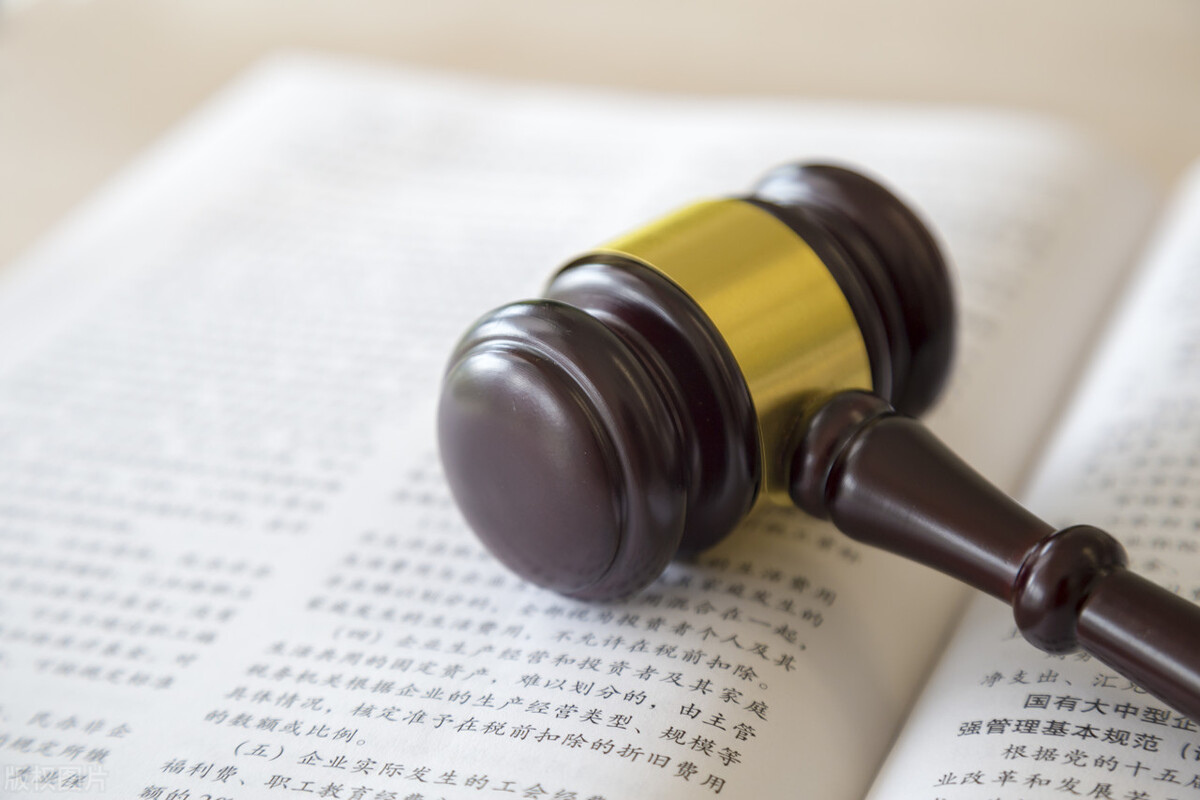 推广淫秽app判刑案例,看网络涉嫌黄直播案如何处罚