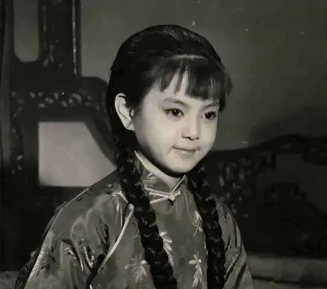 出演小婉君的她嫁入豪门生五子,小婉君24岁嫁富豪生五子