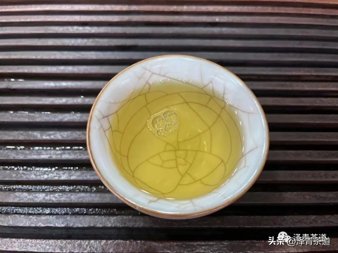 茶叶有哪些有益人体健康的成分,茶叶里含有糖类物质吗