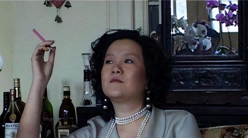 陈凯歌为何弃倪萍选陈红,陈红回应插足陈凯歌与倪萍事件