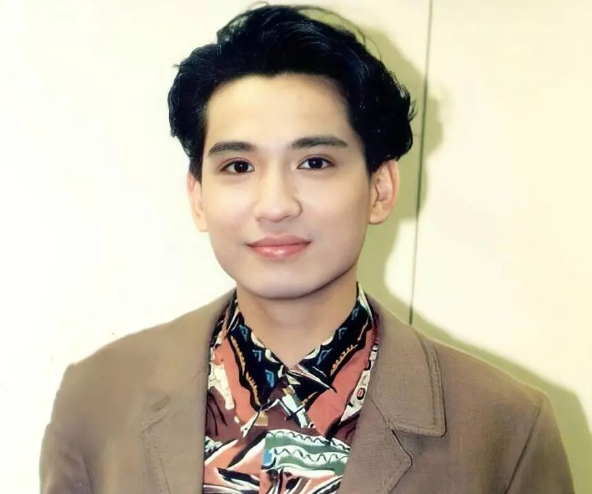 阔别家驹15载歌单,歌迷怀念家驹的歌曲