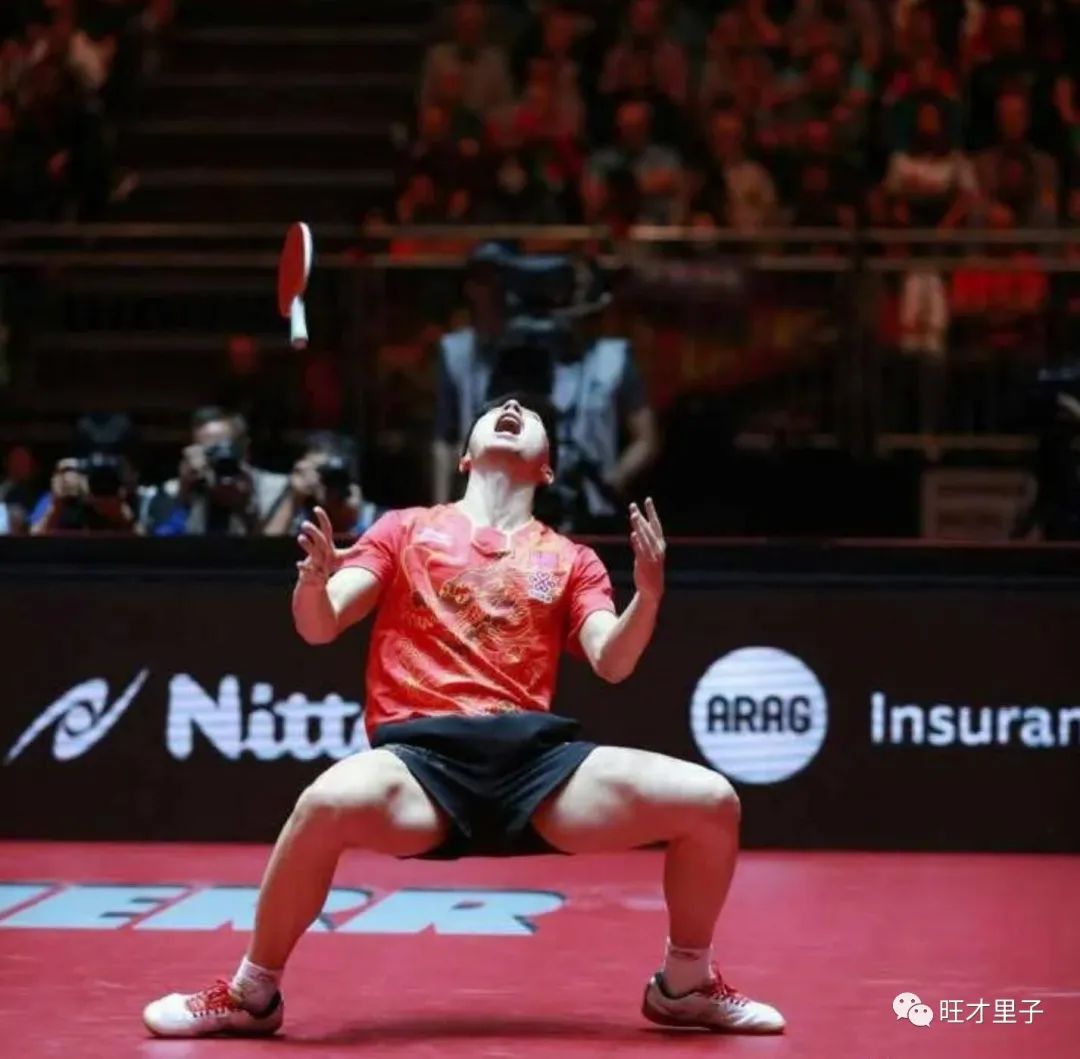 马龙换个衣服，棒子哭着臣服