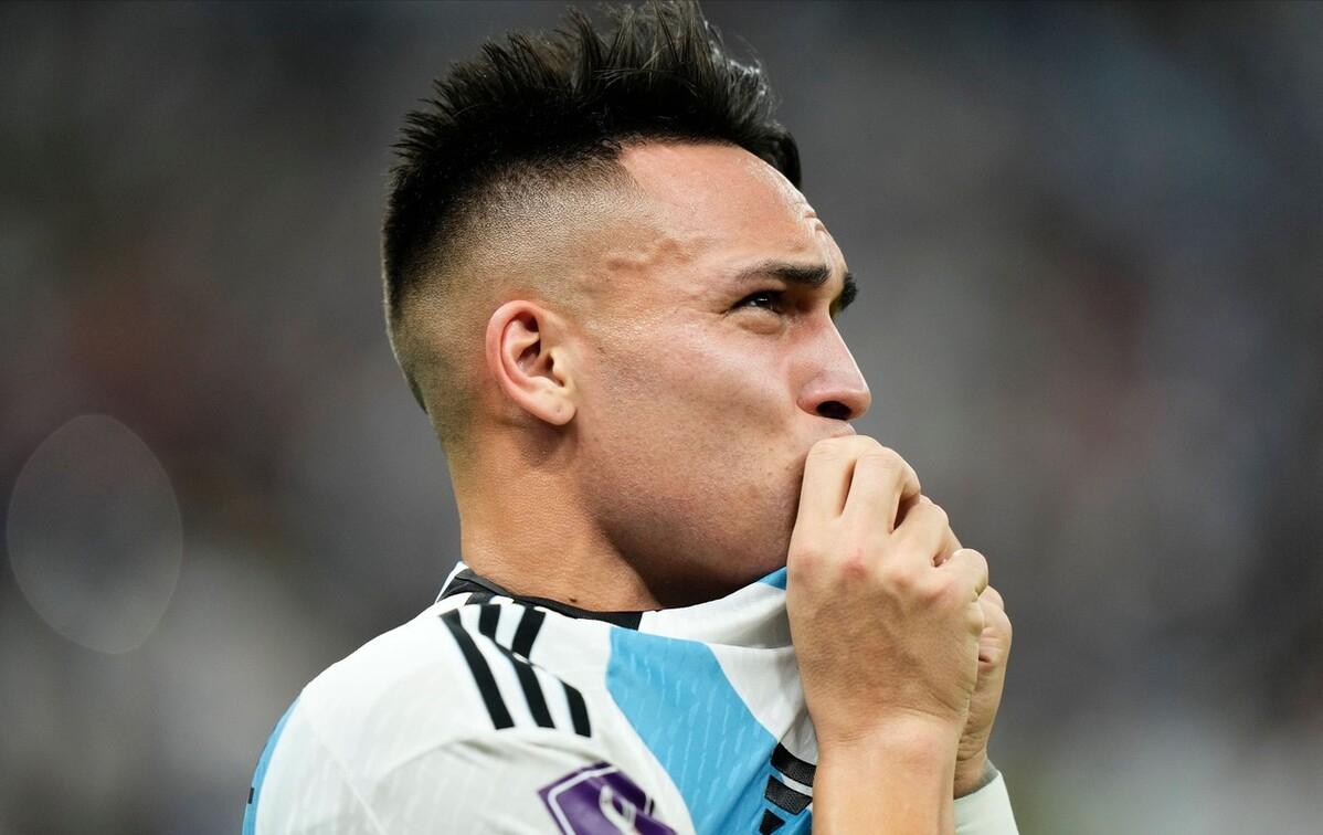 最具价值的前锋劳塔罗,劳塔罗前三中锋