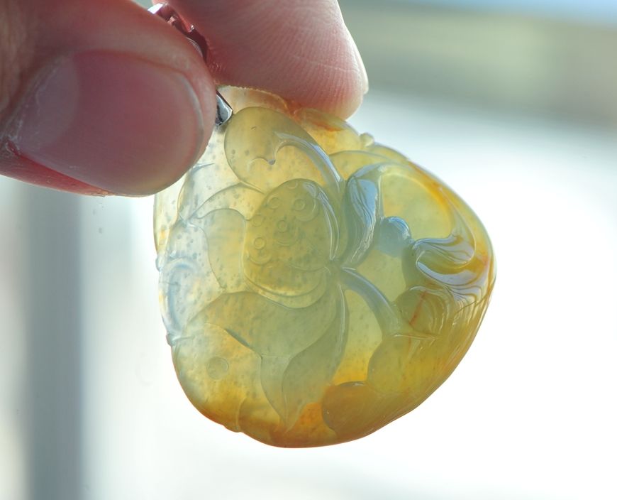 大马坎翡翠毛料原石大捡漏,大马坎黄翡小料子雕刻什么合适