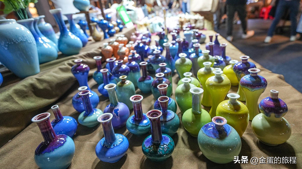 景德镇好玩的夜市卖陶瓷,景德镇陶溪川夜市瓷器