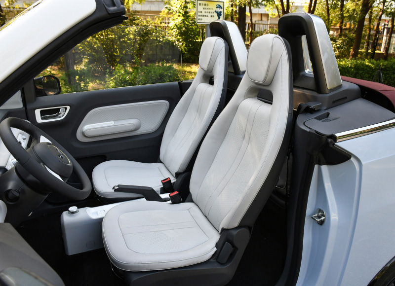 宏光miniev敞篷版值得等吗,宏光miniev2021款马卡龙敞篷