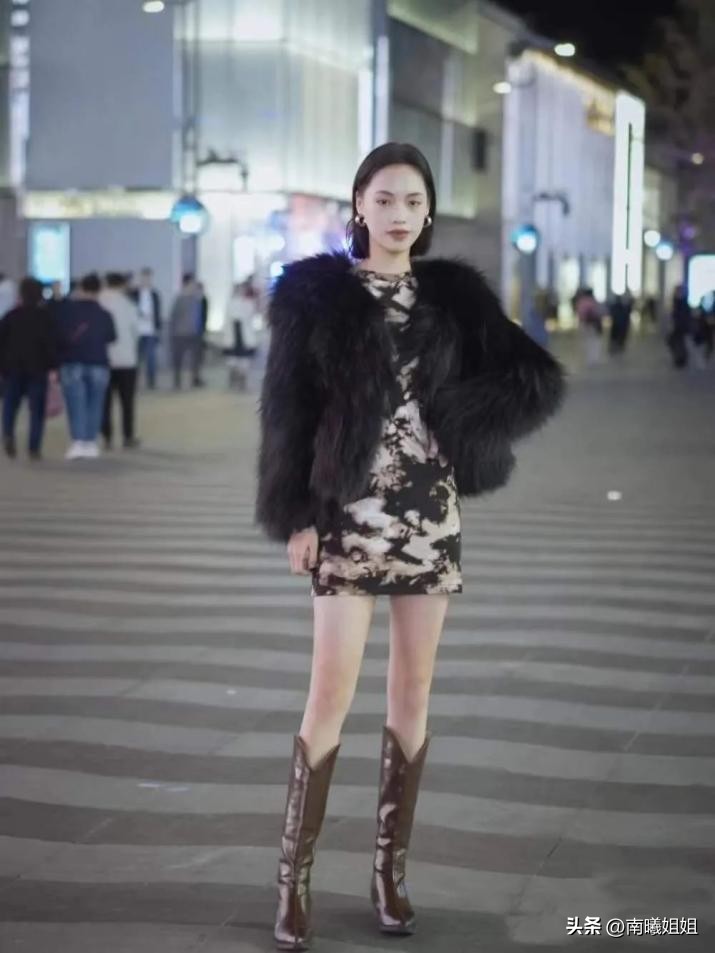 适合胯宽腿粗女生的穿搭冬季,腿粗屁股大穿什么款式外套