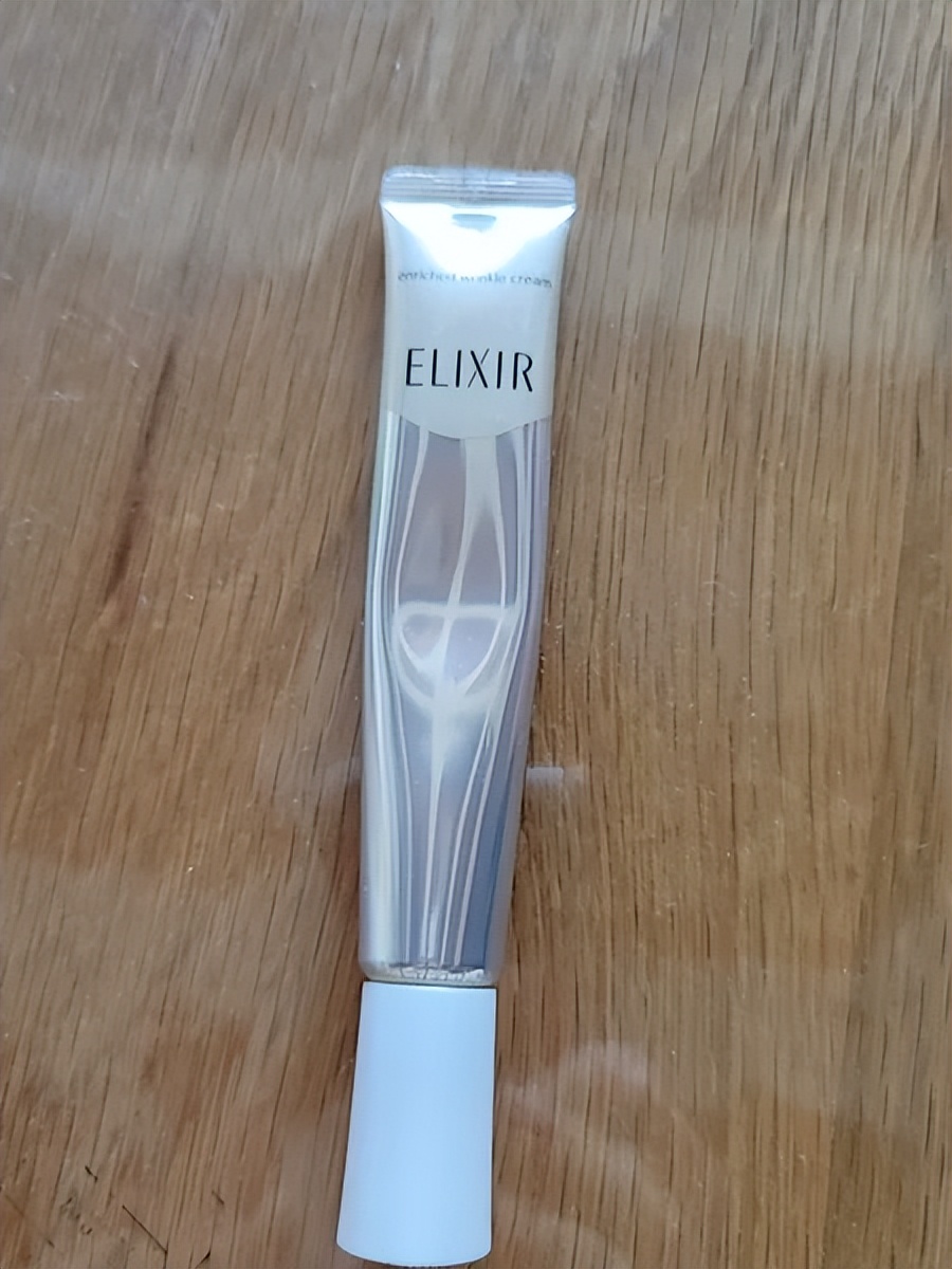 舒缓眼部肌肤哪款眼霜比较好,眼霜推荐紧致眼皮