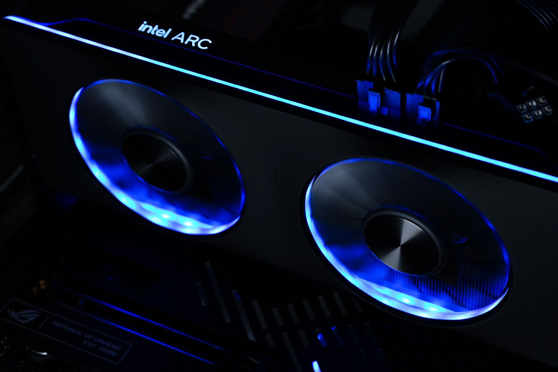 英特尔arca750显卡怎么样,英特尔arca770显卡跑分