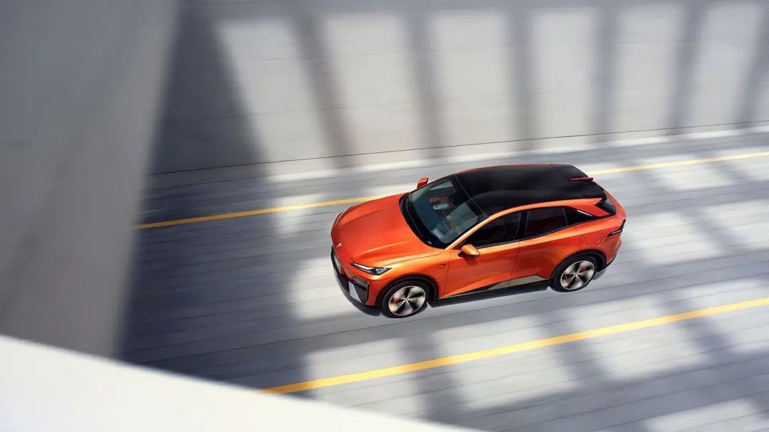 13.69万起标配2.0t+8at加速7秒5,又实用又有面子15万块首选这3款车