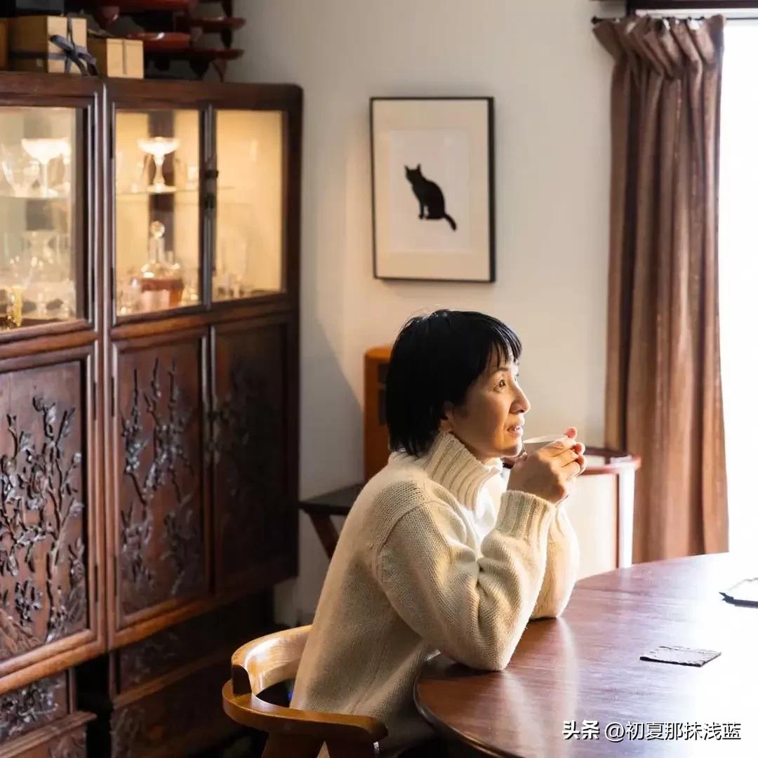 母亲节看到儿子给亲家母送礼物,母亲节送亲家母什么礼物好