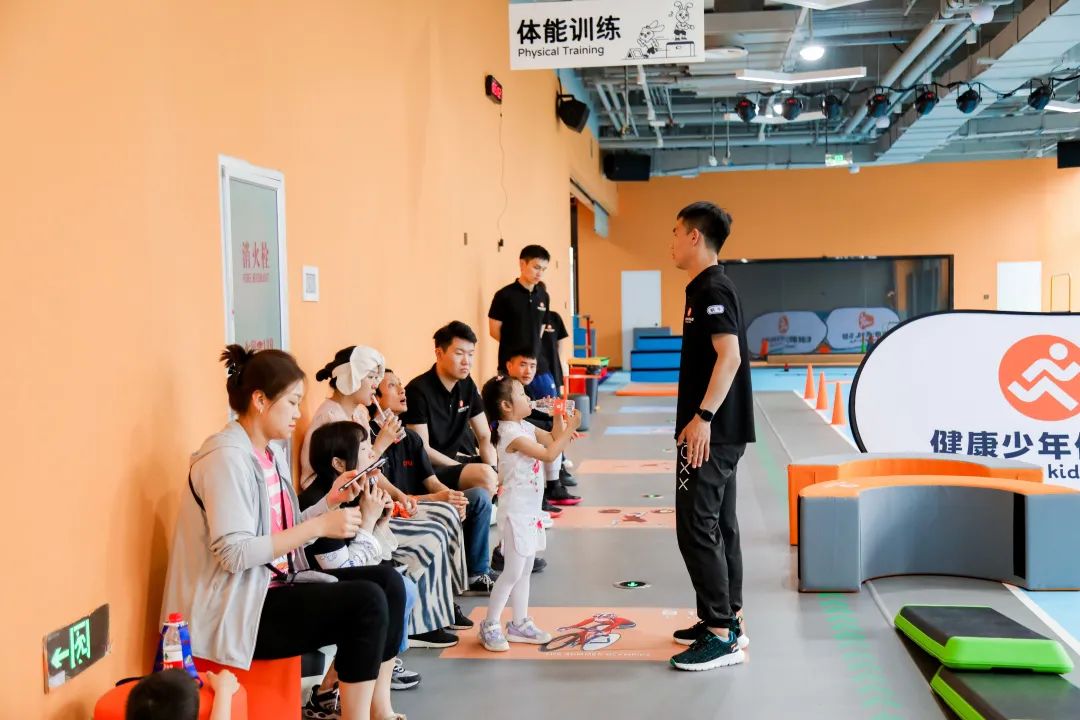 是次元壁破了还是穿越时空？在这里可以沉浸式逛展看漫画！