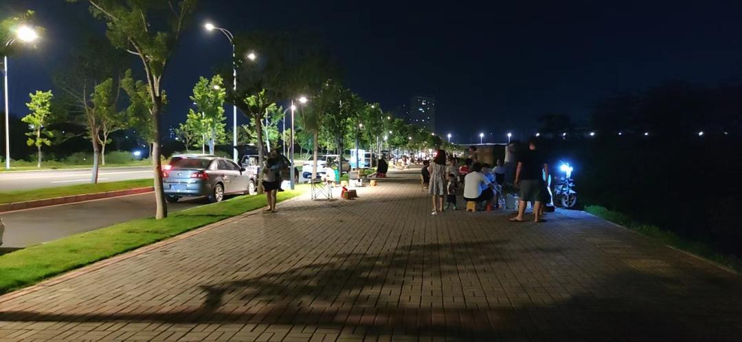 夜摊怎么摆摊赚钱,夜摊最便宜的生意是什么