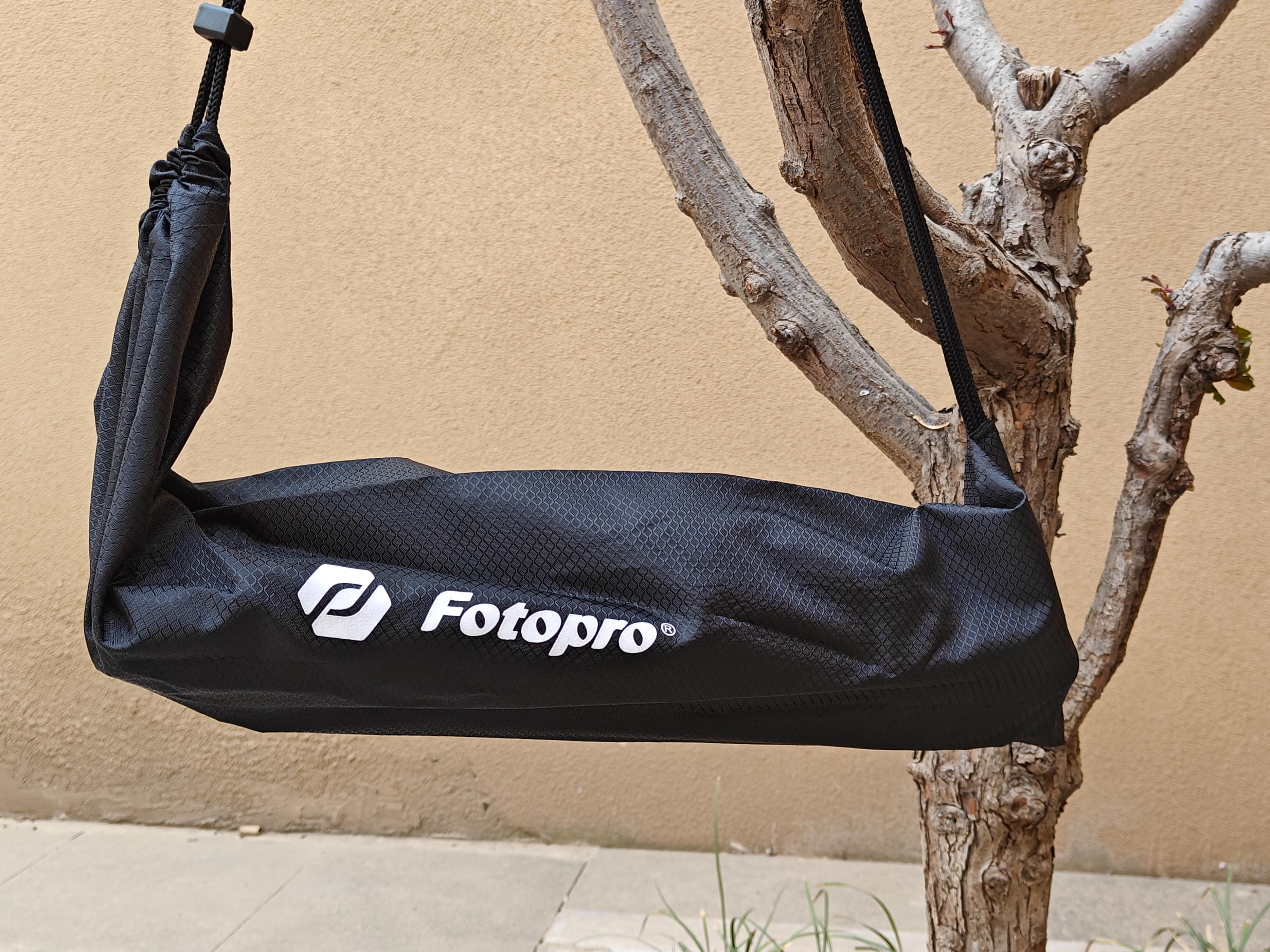 轻便小巧的自拍三脚架,轻便微单铝合金三脚架