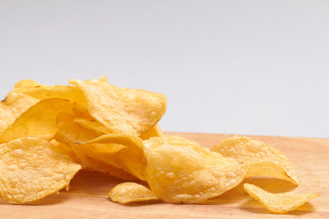 为什么炸薯片没焦但是发苦,为什么你炸的薯条不好吃