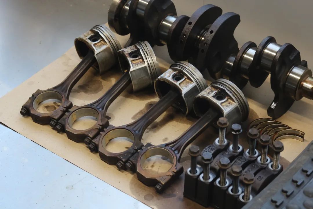 老款大众polo拆解内饰全过程,旧polo翻新视频