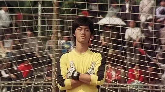 为什么周星驰能横扫金像奖,周星驰打倒不倒翁是哪一部电影