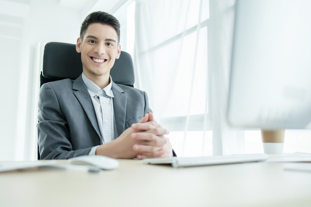 美国读大学能留在美国工作吗,本科去美国打工申请条件