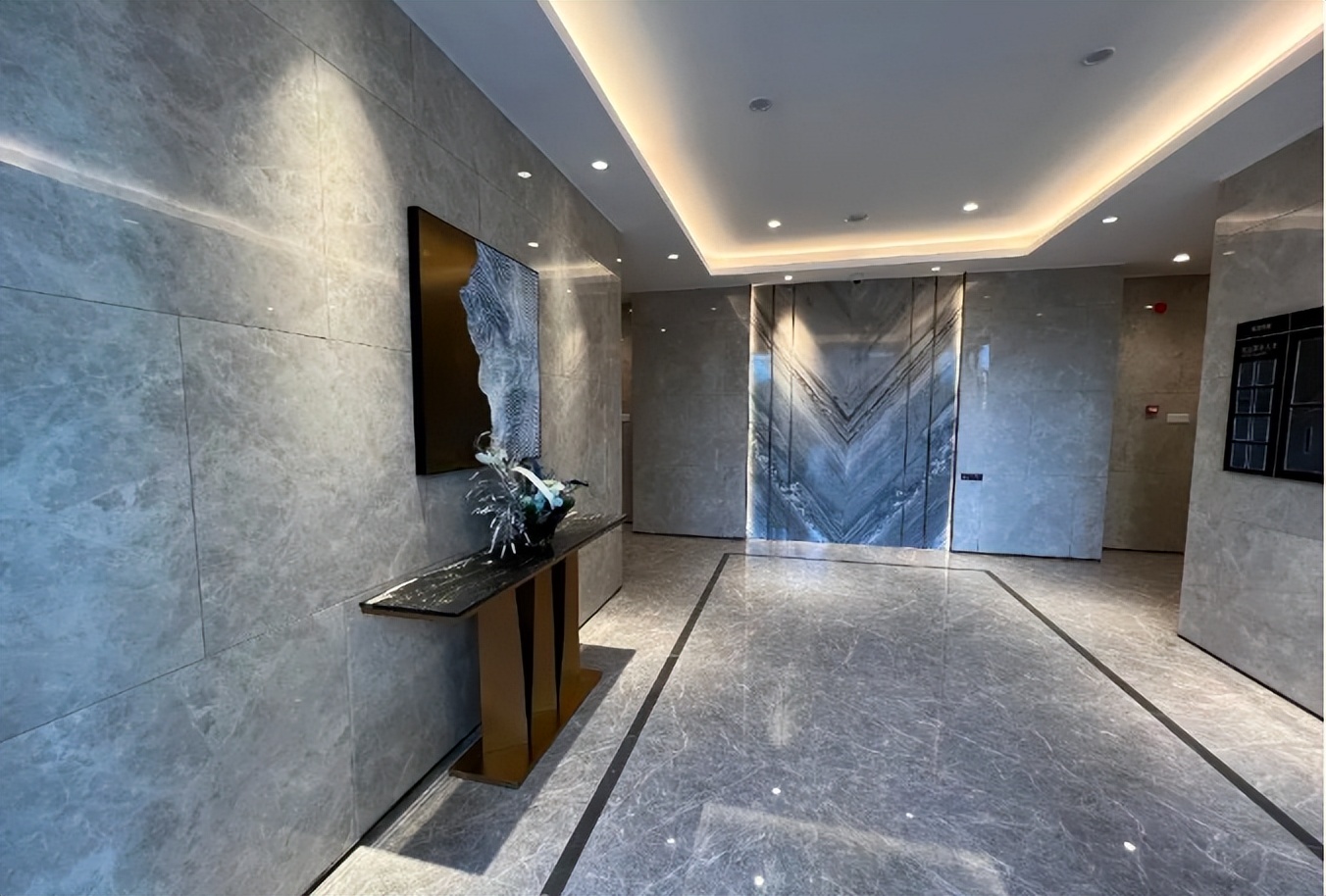 安置房质量秒杀商品房,安置房铝板外立面